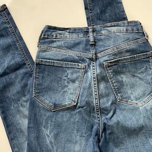 Extra High Rise Rockstar Super Skinny Jeans